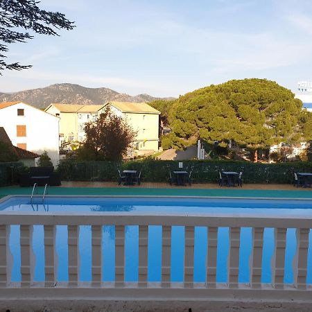 Hotel Madame Mere Saint-Florent  Buitenkant foto
