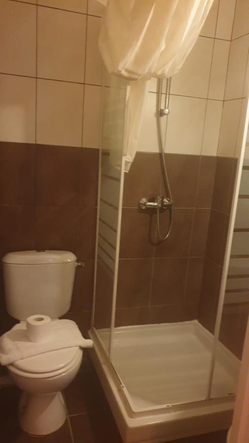 Hotel Madame Mere Saint-Florent  Buitenkant foto