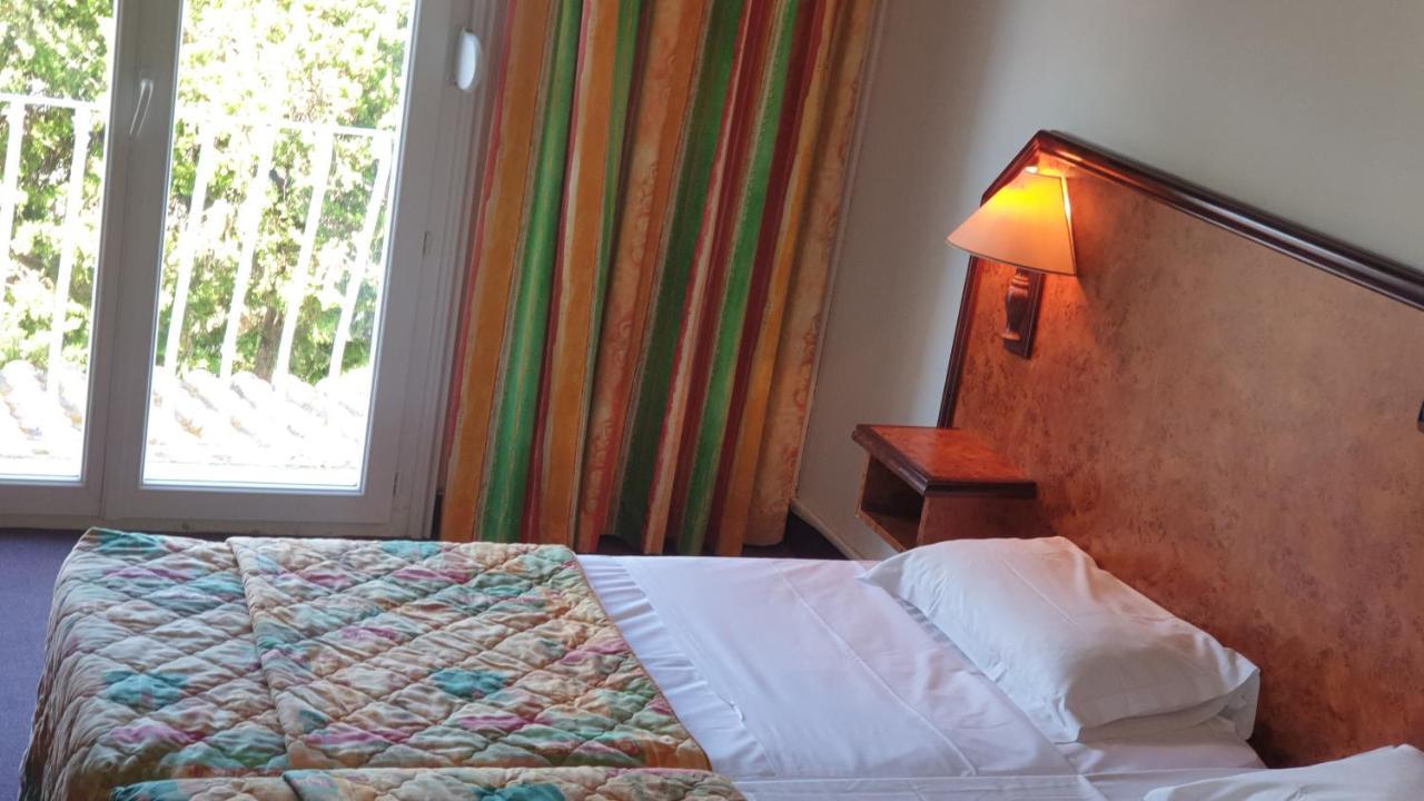 Hotel Madame Mere Saint-Florent  Buitenkant foto