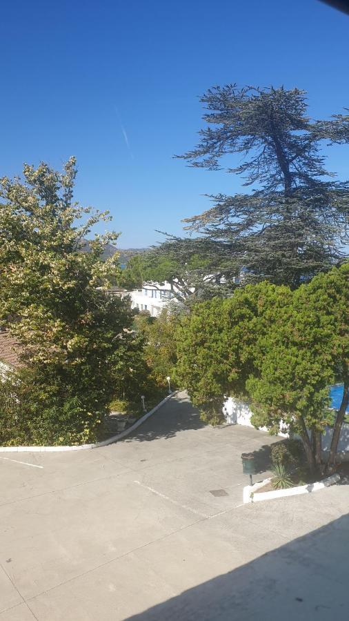 Hotel Madame Mere Saint-Florent  Buitenkant foto