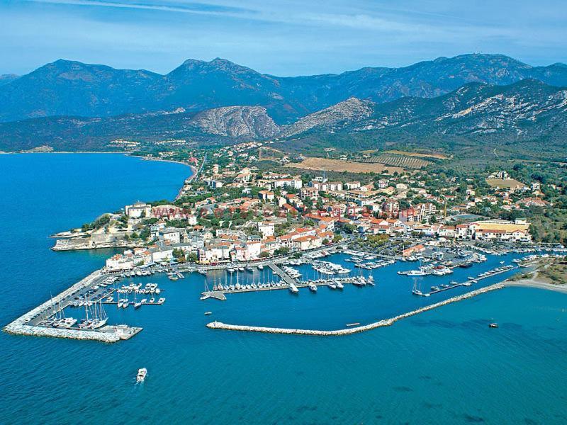 Hotel Madame Mere Saint-Florent  Kamer foto
