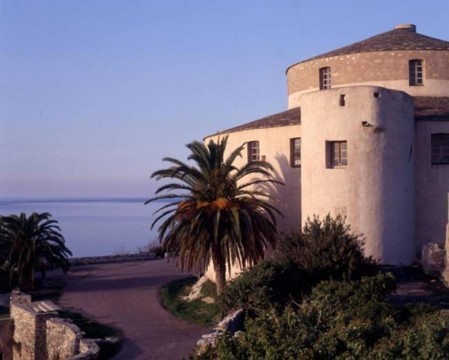 Hotel Madame Mere Saint-Florent  Buitenkant foto